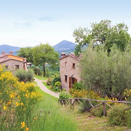 Montecastelli By Mmega Villa Lisciano Niccone